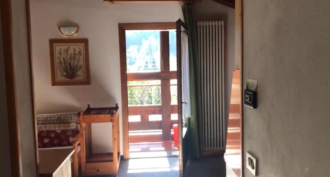 Casa Martini Lejlighed Mezzana  Eksteriør billede